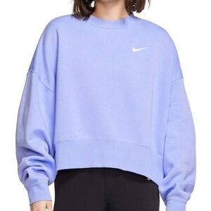 Nike Essentials Oversized Cropped Sweatshirt in Light Purple CK0168-569
